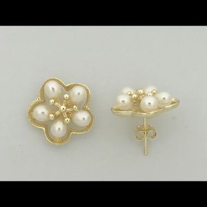 Freshwater Cultured Pearl Earrings